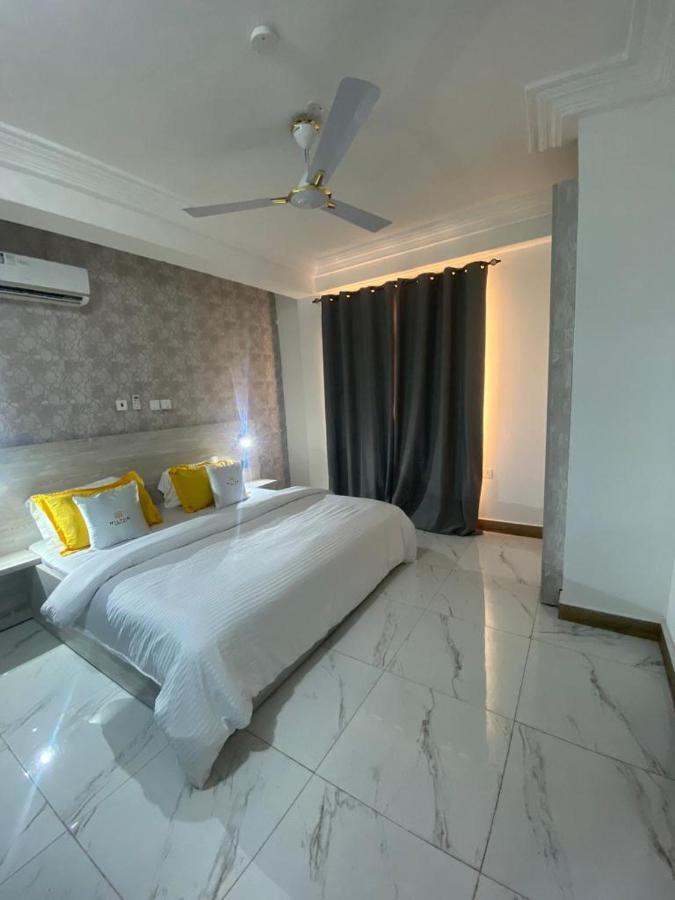 Milton Avenue Suites Аккра Екстер'єр фото