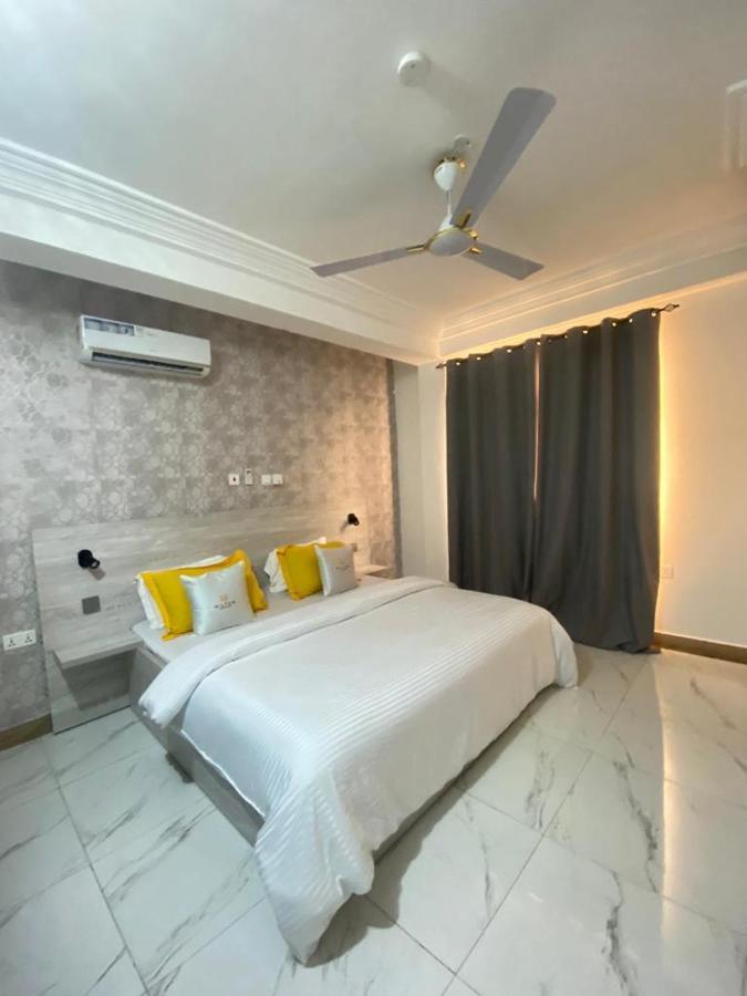Milton Avenue Suites Аккра Екстер'єр фото