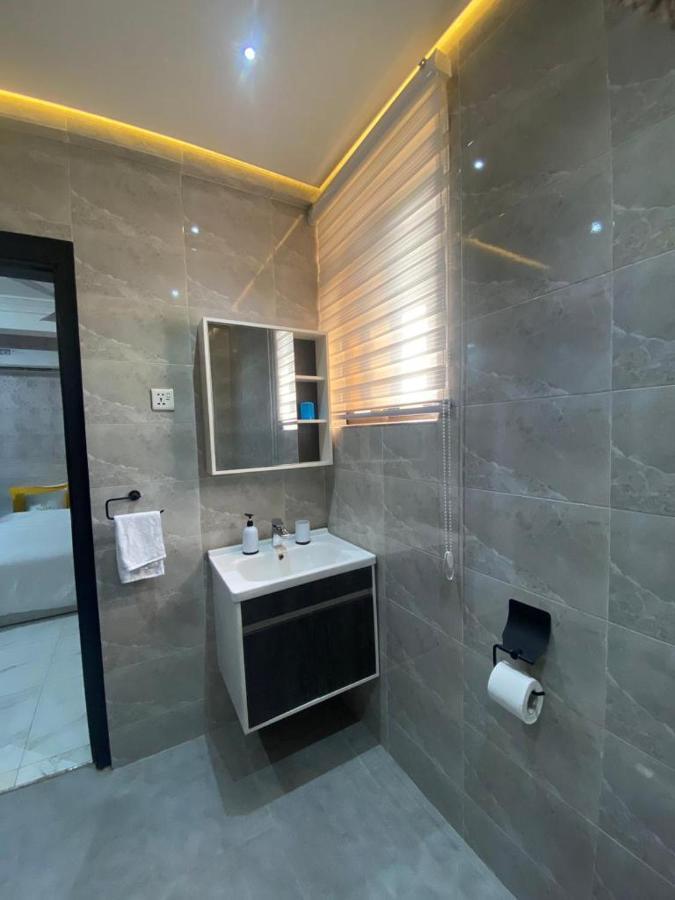 Milton Avenue Suites Аккра Екстер'єр фото