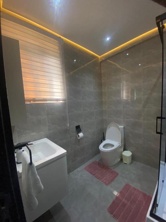 Milton Avenue Suites Аккра Екстер'єр фото